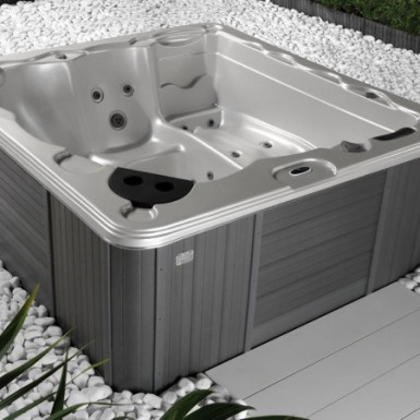 Jacuzzi 5 personnes DELOS de chez SANYCCES 